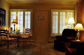 Desert Paradise Resort - Gay Men'S Resort-3